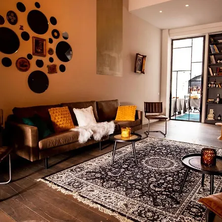 Den Grooten Wolsack Hotel 3*
